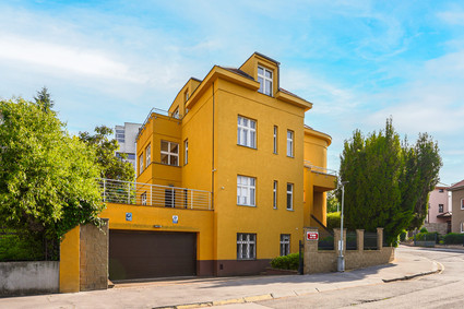 Vila U Dubu